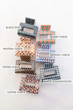 Load image into Gallery viewer, Retro Checkered Hair Clip | Claw
