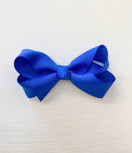 Load image into Gallery viewer, 2&quot; Hair Bows
